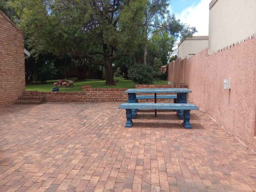4 Bedroom Property for Sale in Noordheuwel Gauteng