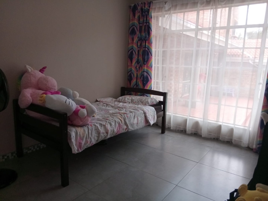 4 Bedroom Property for Sale in Noordheuwel Gauteng