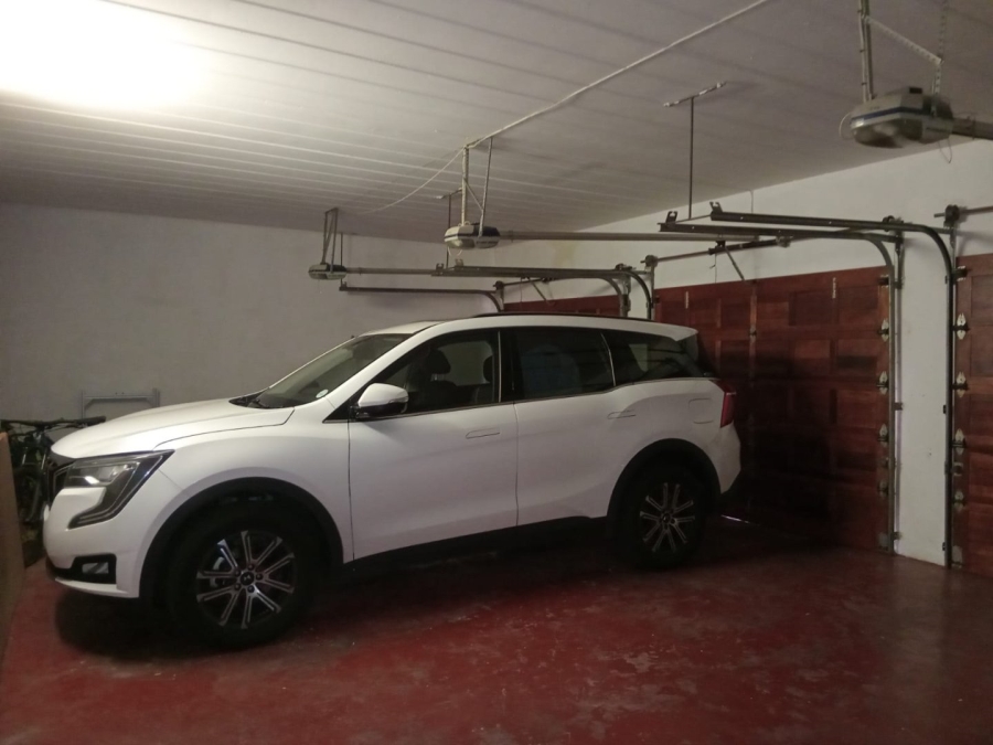 4 Bedroom Property for Sale in Noordheuwel Gauteng