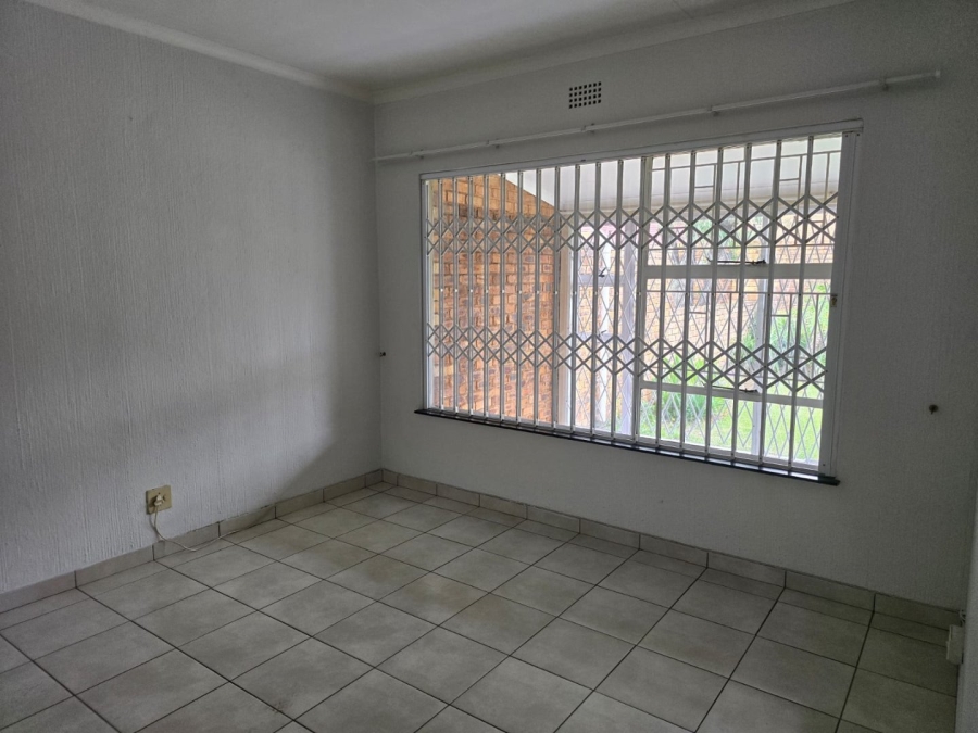 To Let 1 Bedroom Property for Rent in Witfield Gauteng