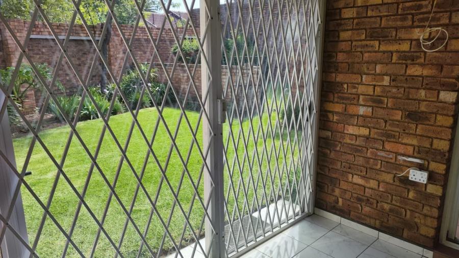 To Let 1 Bedroom Property for Rent in Witfield Gauteng