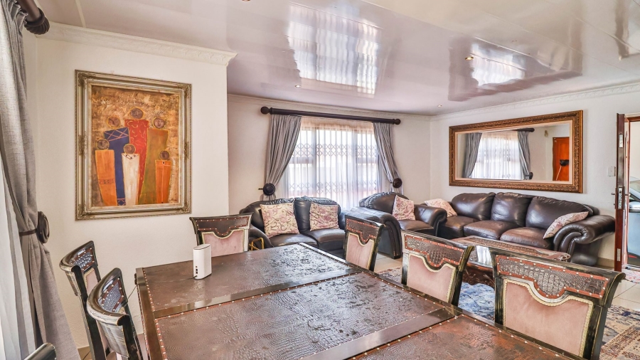 3 Bedroom Property for Sale in Eikenhof Gauteng