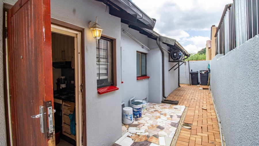 3 Bedroom Property for Sale in Eikenhof Gauteng
