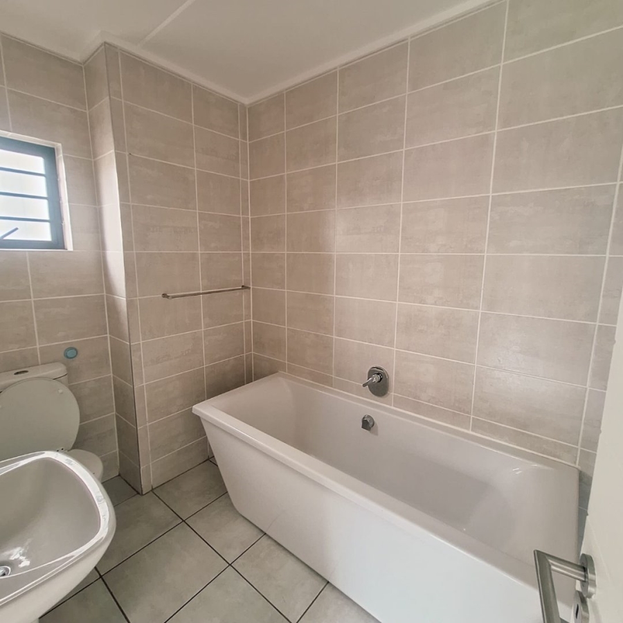 To Let 3 Bedroom Property for Rent in Linbro Park Gauteng