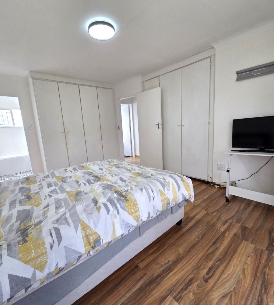 6 Bedroom Property for Sale in Noordwyk Gauteng