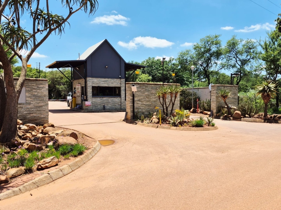 To Let 2 Bedroom Property for Rent in Olympus AH Gauteng