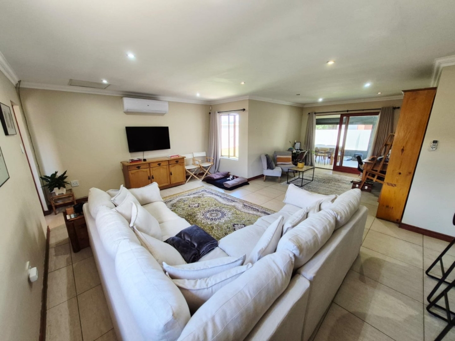 To Let 2 Bedroom Property for Rent in Olympus AH Gauteng
