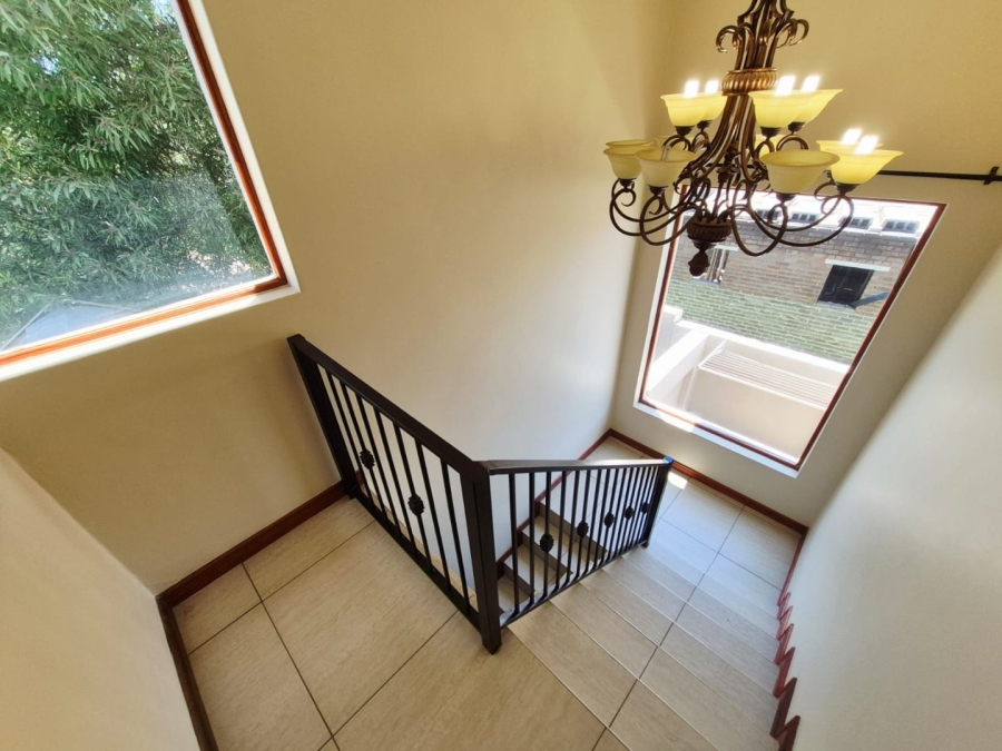 To Let 2 Bedroom Property for Rent in Olympus AH Gauteng