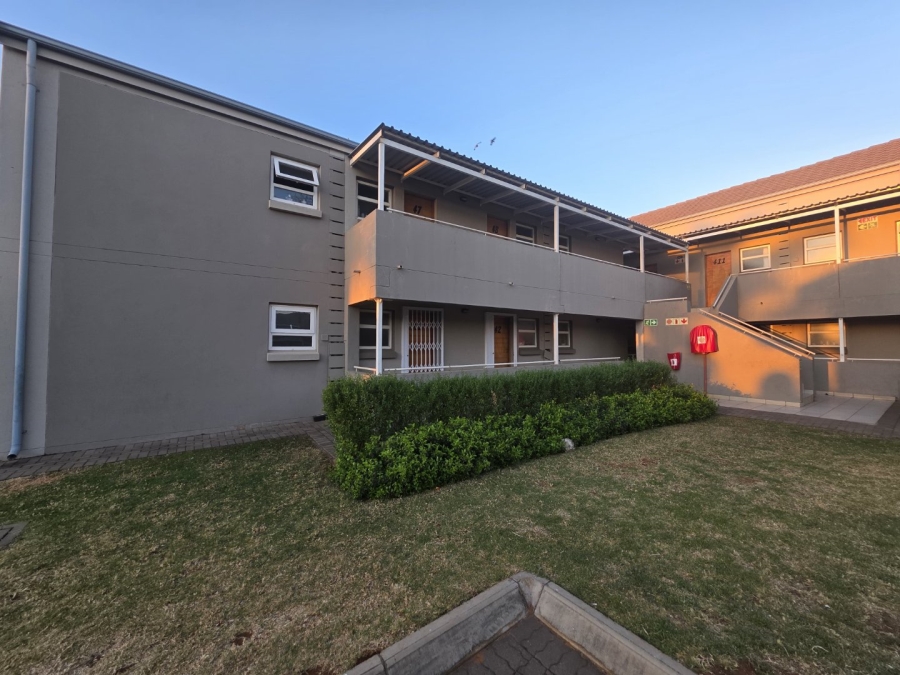 2 Bedroom Property for Sale in Montana Gauteng