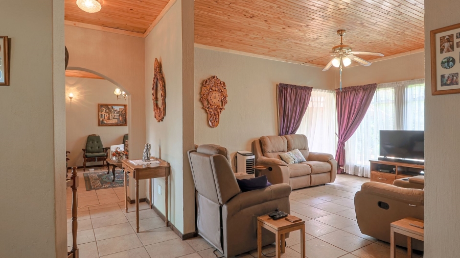 3 Bedroom Property for Sale in Zwartkop Gauteng