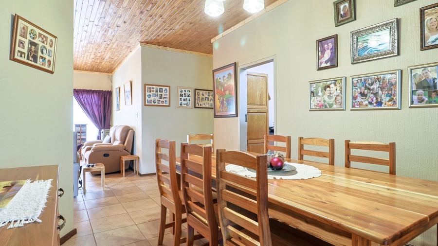 3 Bedroom Property for Sale in Zwartkop Gauteng