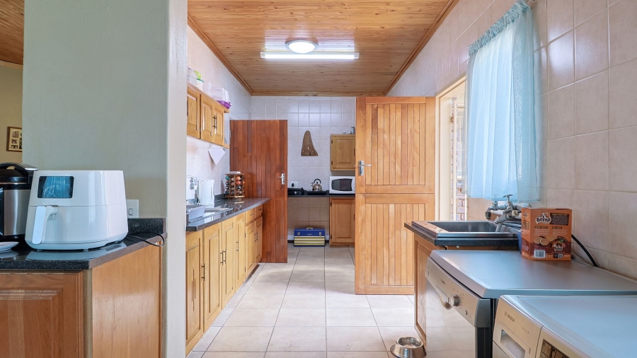 3 Bedroom Property for Sale in Zwartkop Gauteng