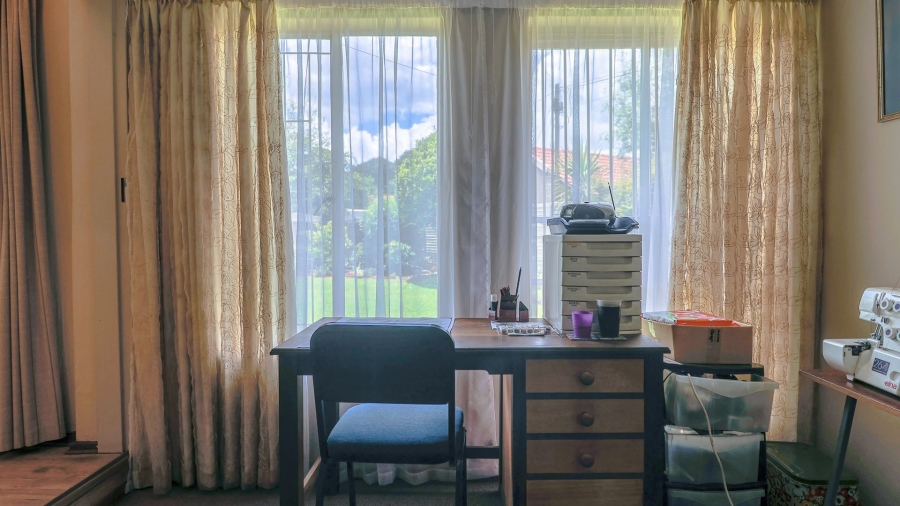 3 Bedroom Property for Sale in Zwartkop Gauteng