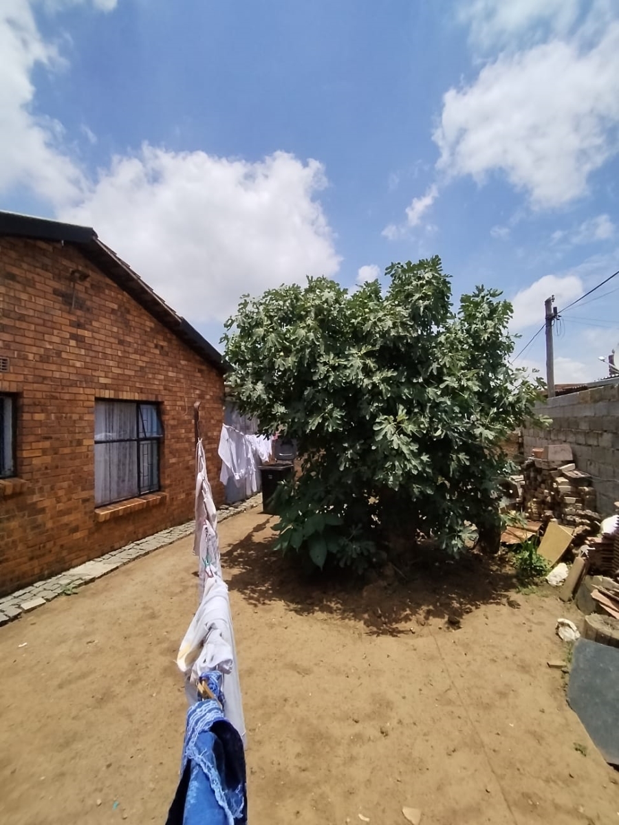 3 Bedroom Property for Sale in Tladi Gauteng
