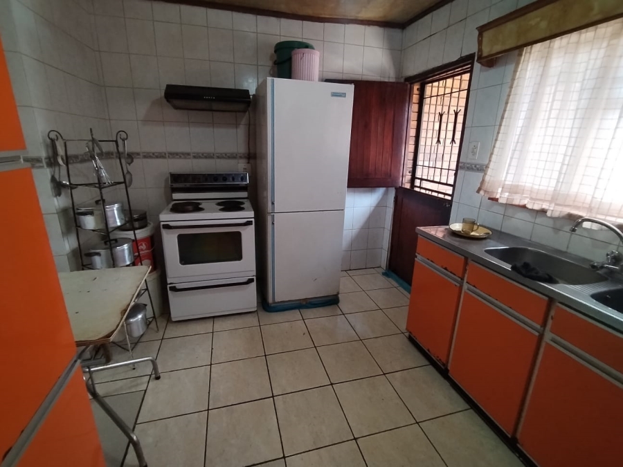 3 Bedroom Property for Sale in Tladi Gauteng