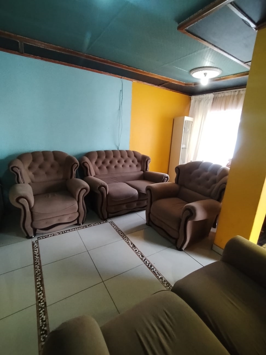 3 Bedroom Property for Sale in Tladi Gauteng