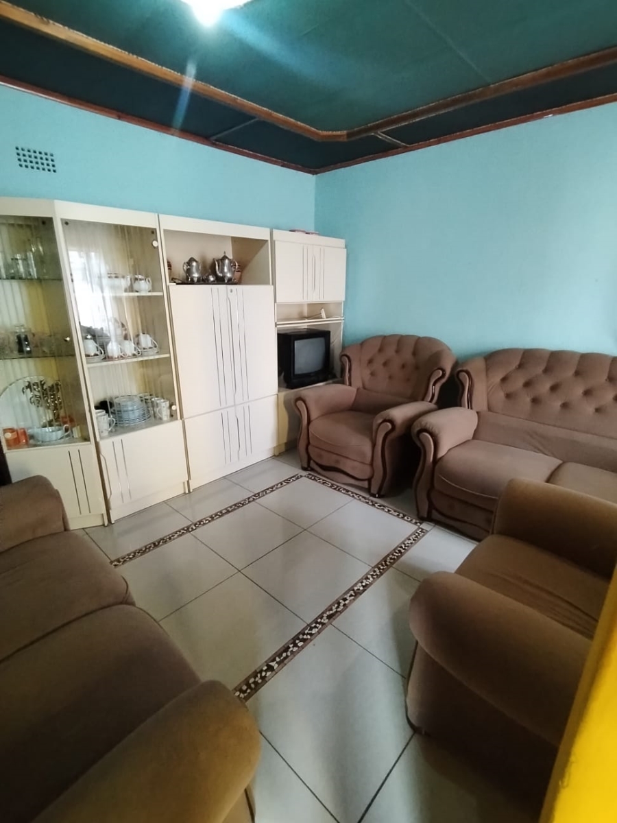 3 Bedroom Property for Sale in Tladi Gauteng