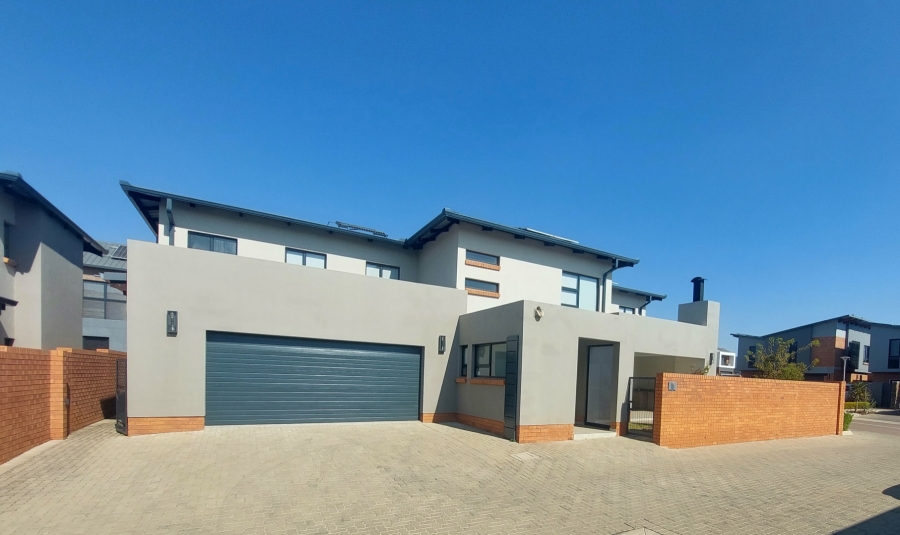 To Let 4 Bedroom Property for Rent in Six Fountains Residential Estate Gauteng