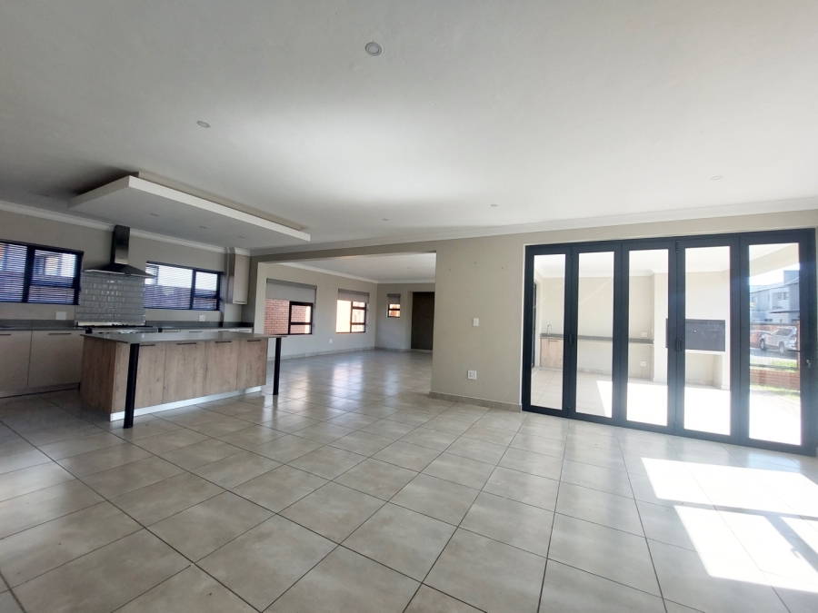 To Let 4 Bedroom Property for Rent in Six Fountains Residential Estate Gauteng
