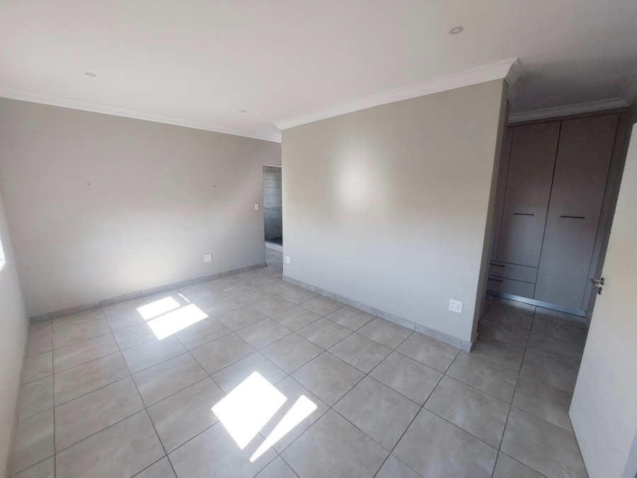 To Let 4 Bedroom Property for Rent in Six Fountains Residential Estate Gauteng