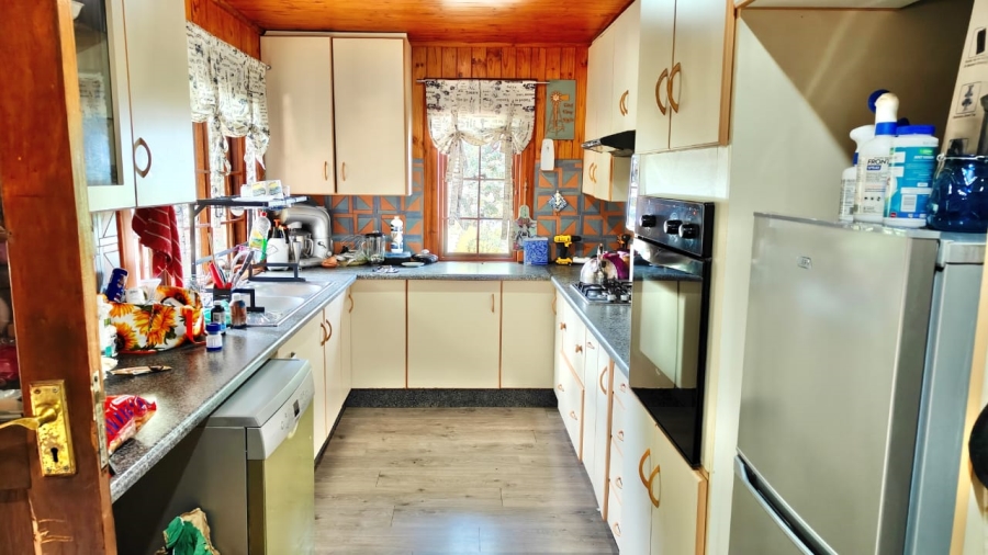 5 Bedroom Property for Sale in Vaal Marina Gauteng