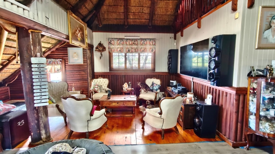 5 Bedroom Property for Sale in Vaal Marina Gauteng