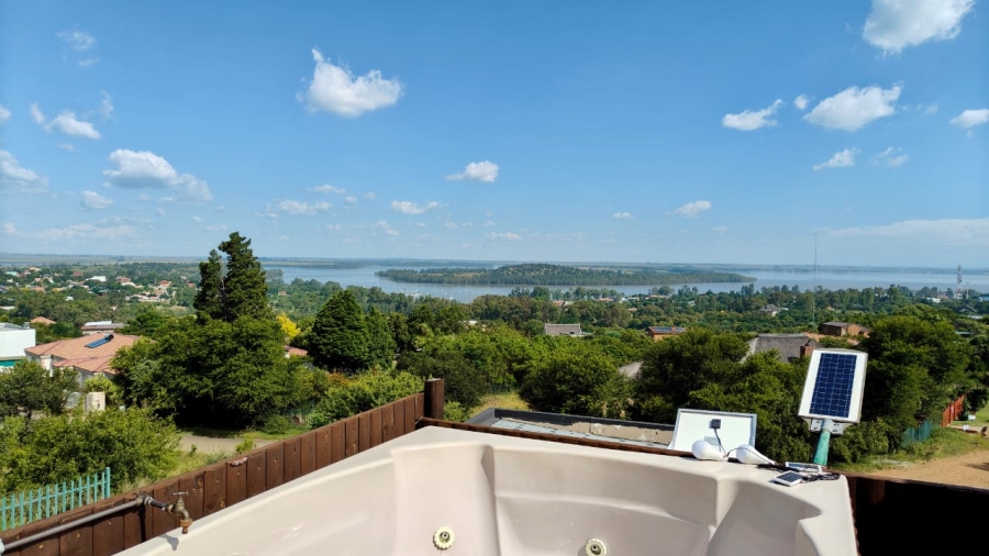 5 Bedroom Property for Sale in Vaal Marina Gauteng