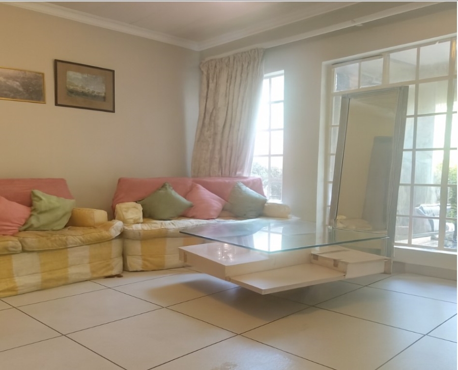 2 Bedroom Property for Sale in Douglasdale Gauteng