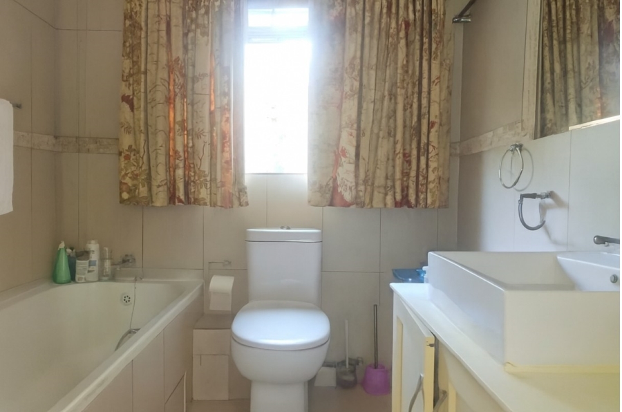 2 Bedroom Property for Sale in Douglasdale Gauteng