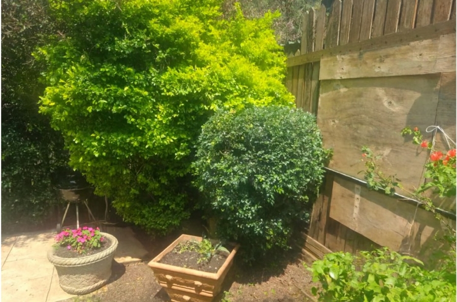 2 Bedroom Property for Sale in Douglasdale Gauteng