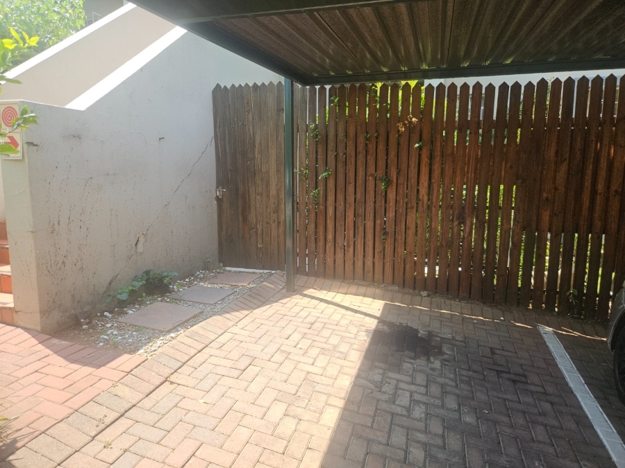 2 Bedroom Property for Sale in Douglasdale Gauteng