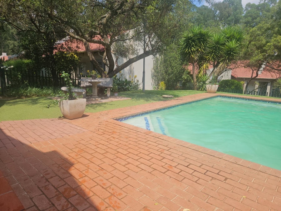 2 Bedroom Property for Sale in Douglasdale Gauteng