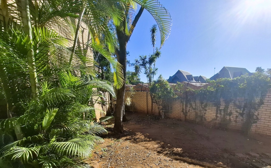 2 Bedroom Property for Sale in Wapadrand Gauteng