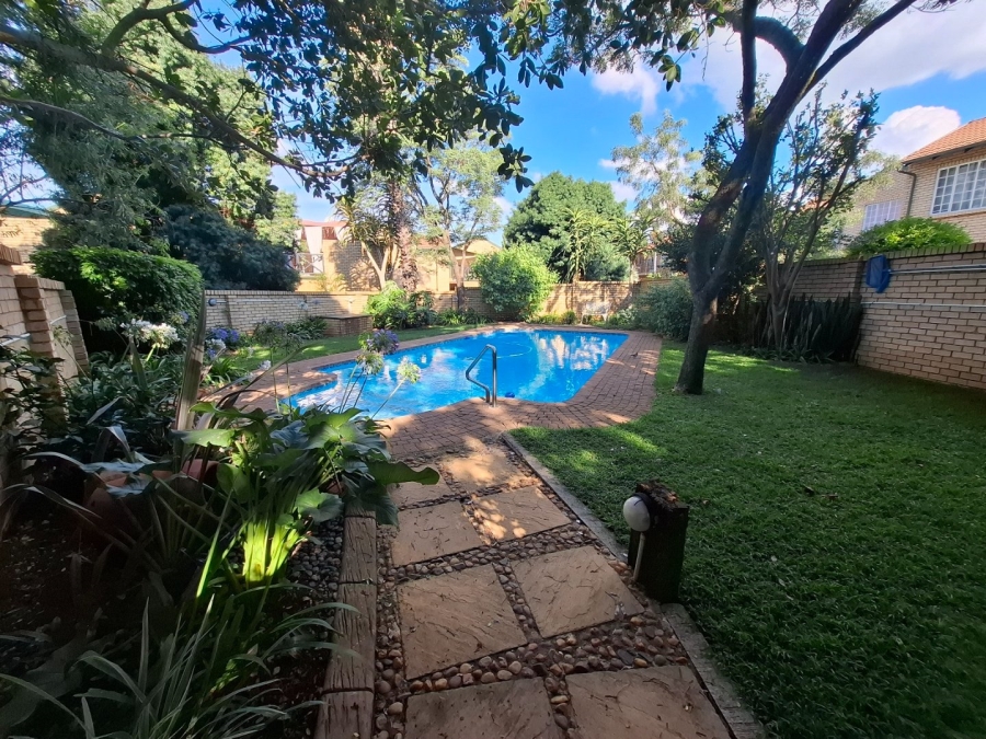 2 Bedroom Property for Sale in Wapadrand Gauteng