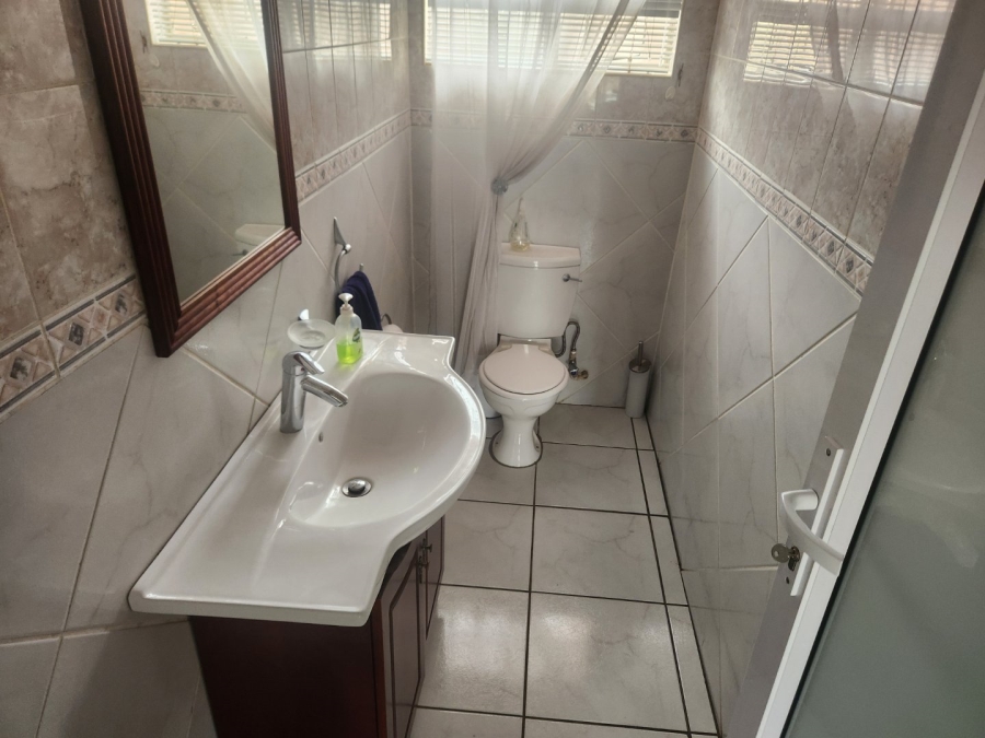 5 Bedroom Property for Sale in Wonderboom Gauteng
