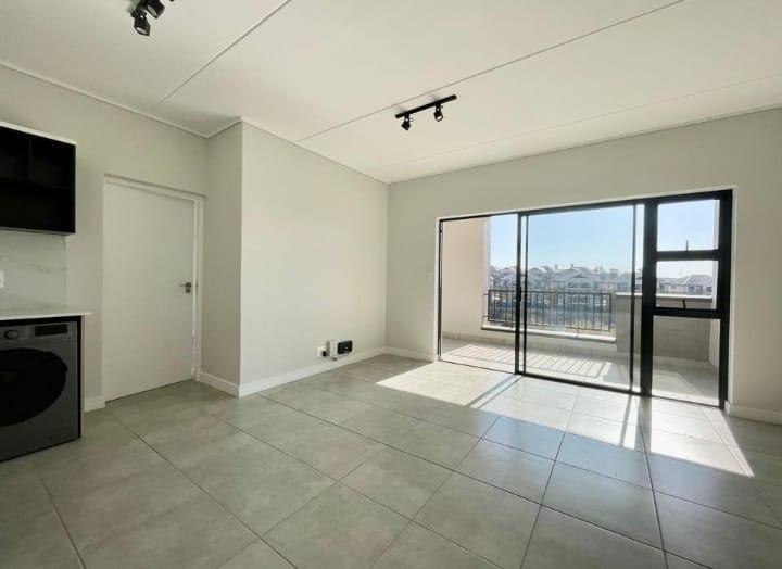 1 Bedroom Property for Sale in Waterfall Gauteng