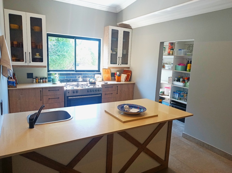 Commercial Property for Sale in Kameelfontein Gauteng