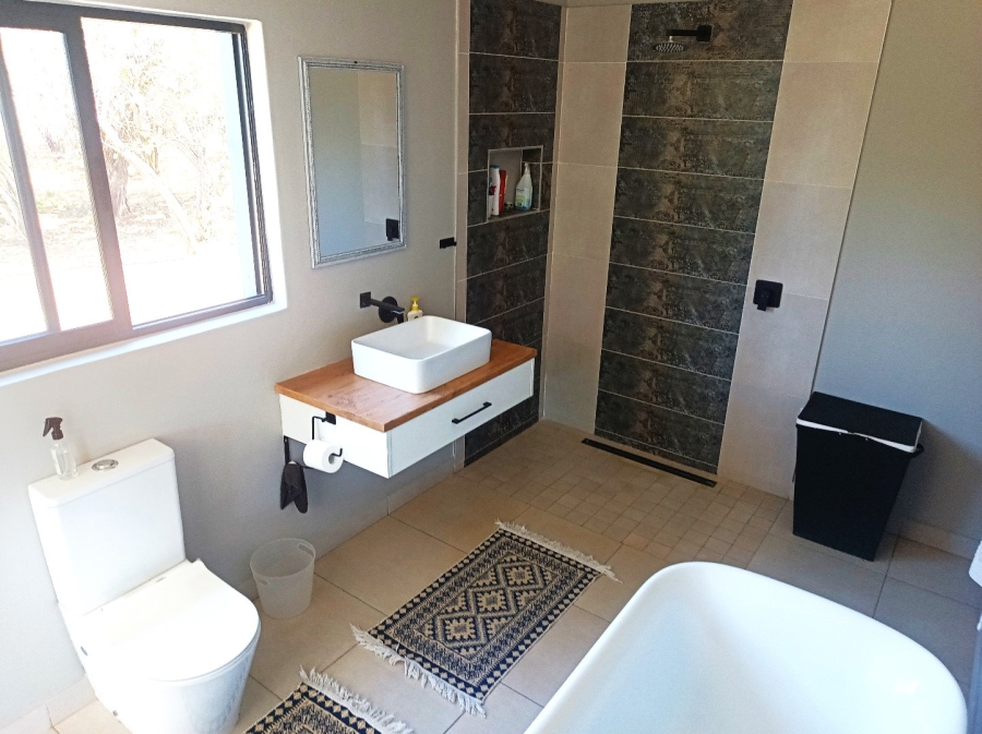 Commercial Property for Sale in Kameelfontein Gauteng