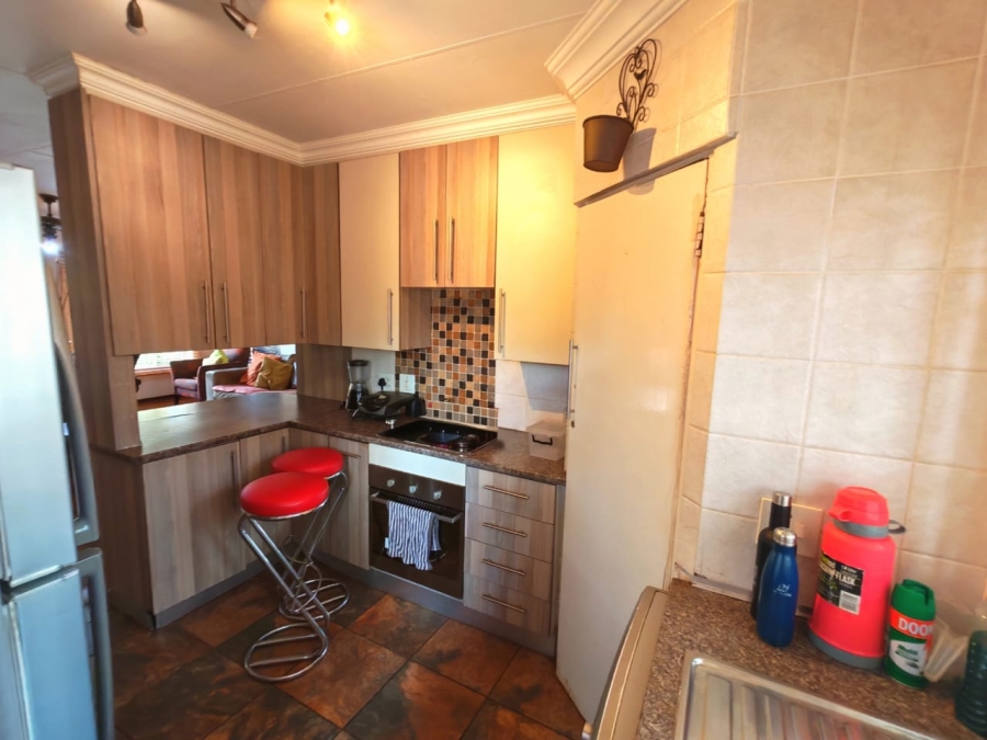 3 Bedroom Property for Sale in Sinoville Gauteng