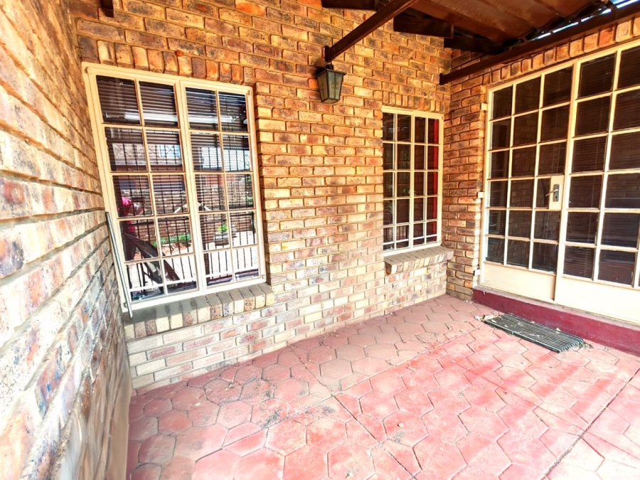 3 Bedroom Property for Sale in Sinoville Gauteng