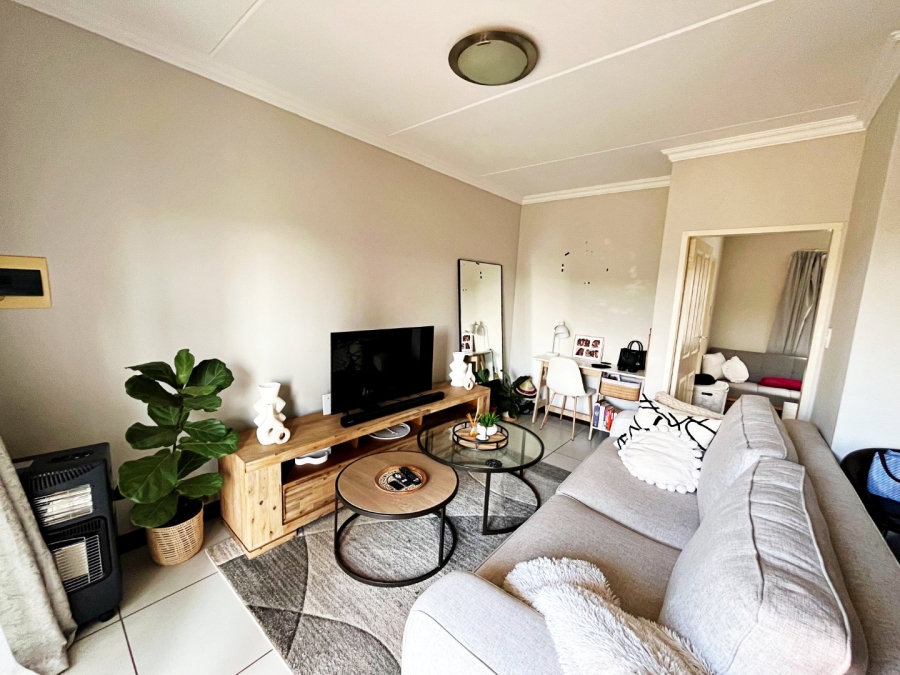 1 Bedroom Property for Sale in Scarlet Park Gauteng