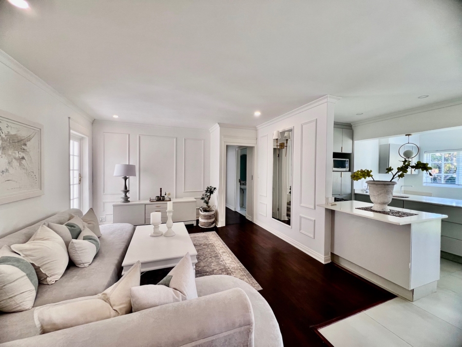 5 Bedroom Property for Sale in Silver Lakes Gauteng