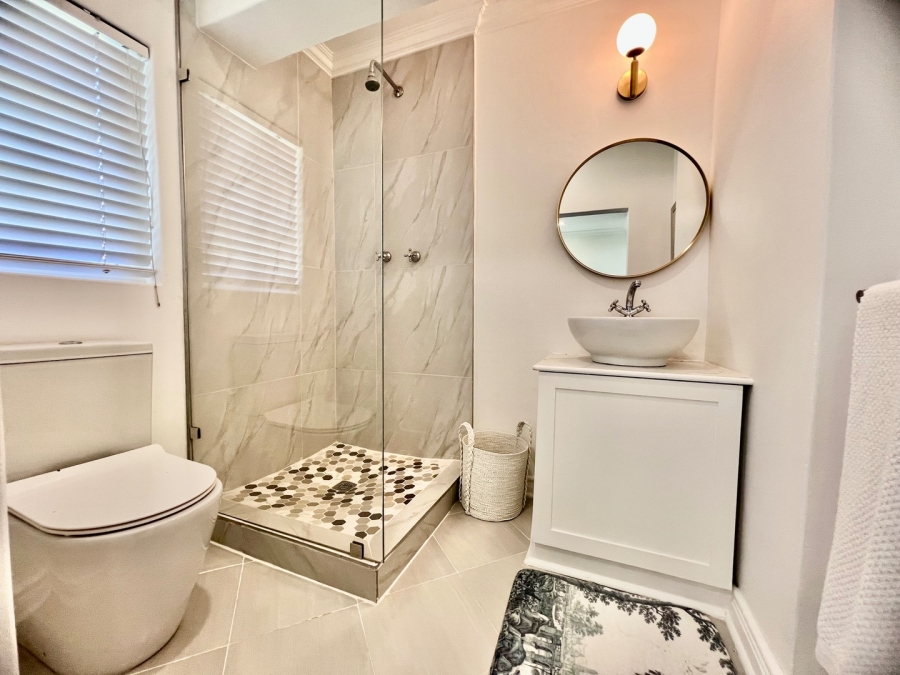 5 Bedroom Property for Sale in Silver Lakes Gauteng