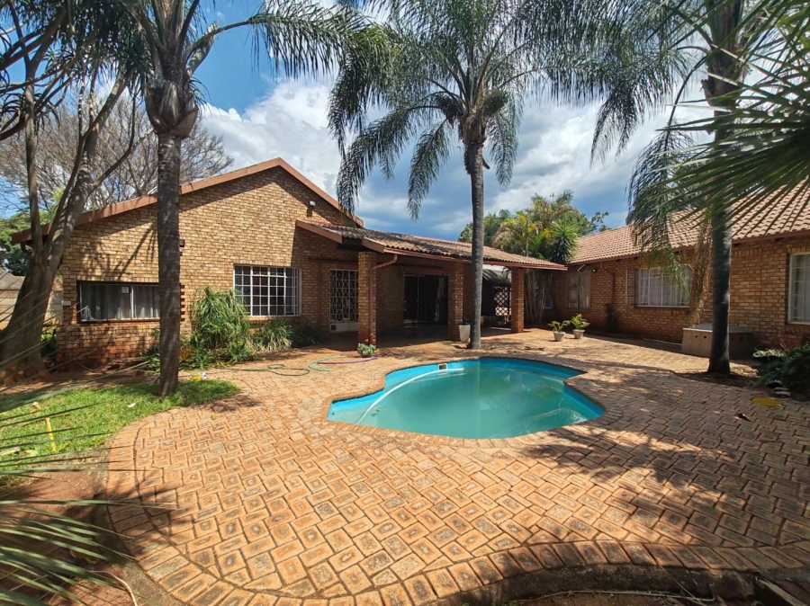 3 Bedroom Property for Sale in Doornpoort Gauteng