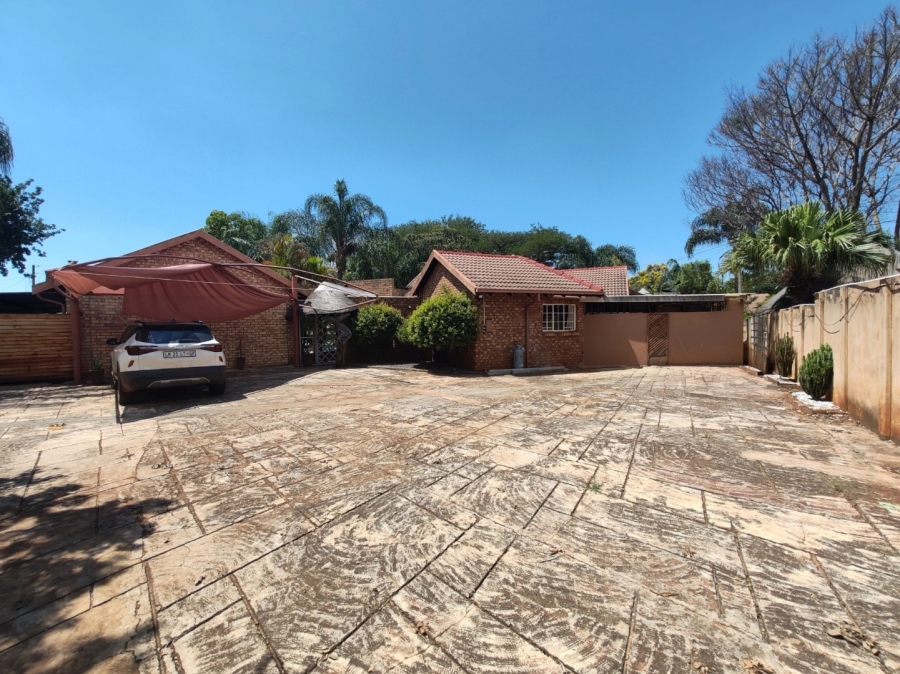 3 Bedroom Property for Sale in Doornpoort Gauteng