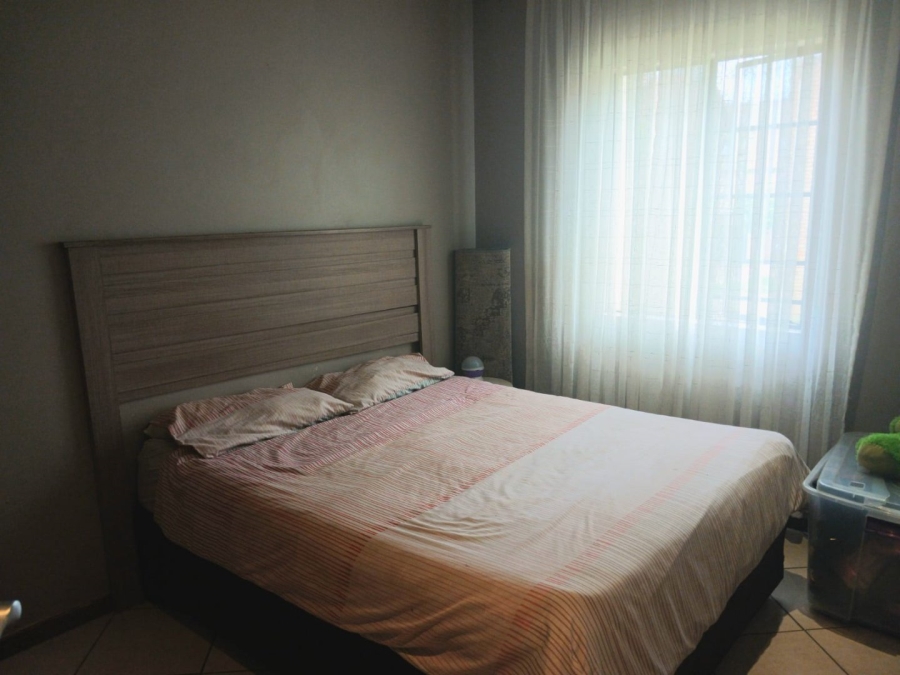 2 Bedroom Property for Sale in Noordwyk Gauteng