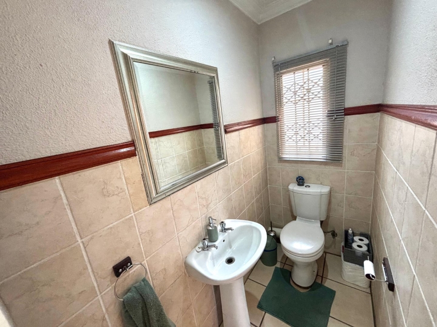 2 Bedroom Property for Sale in Annlin Gauteng