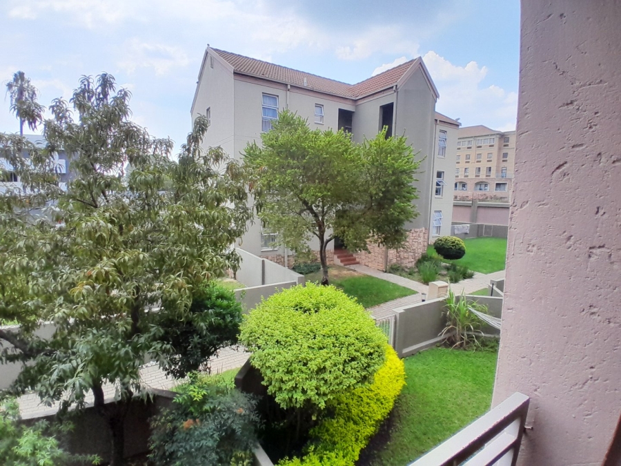 2 Bedroom Property for Sale in Sunninghill Gauteng