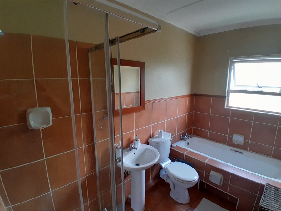 2 Bedroom Property for Sale in Sunninghill Gauteng