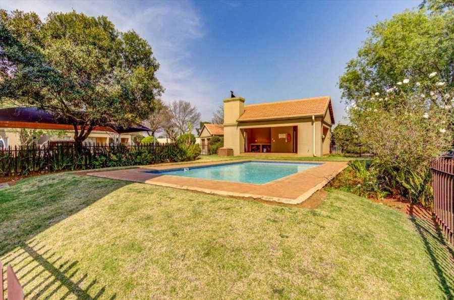 2 Bedroom Property for Sale in Pomona Gauteng